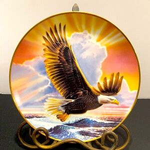 Vintage Franklin Mint Heirloom Limited Edition Plate #F7640 Wings of Majesty